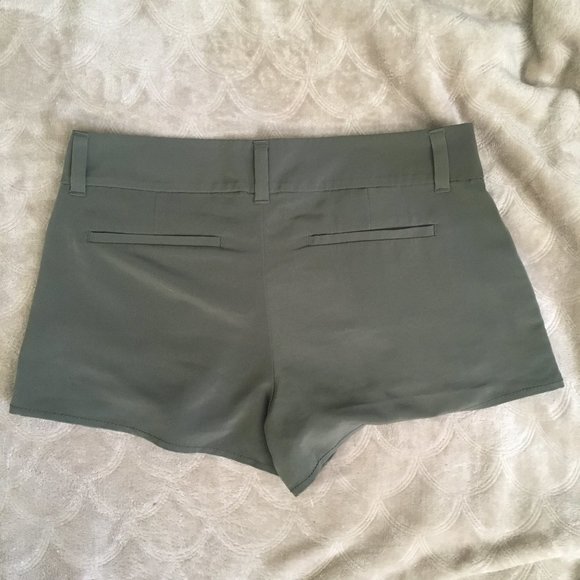 Muted green shorts - Picture 2 of 2